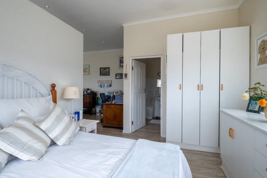 To Let 1 Bedroom Property for Rent in Kidds Beach Eastern Cape